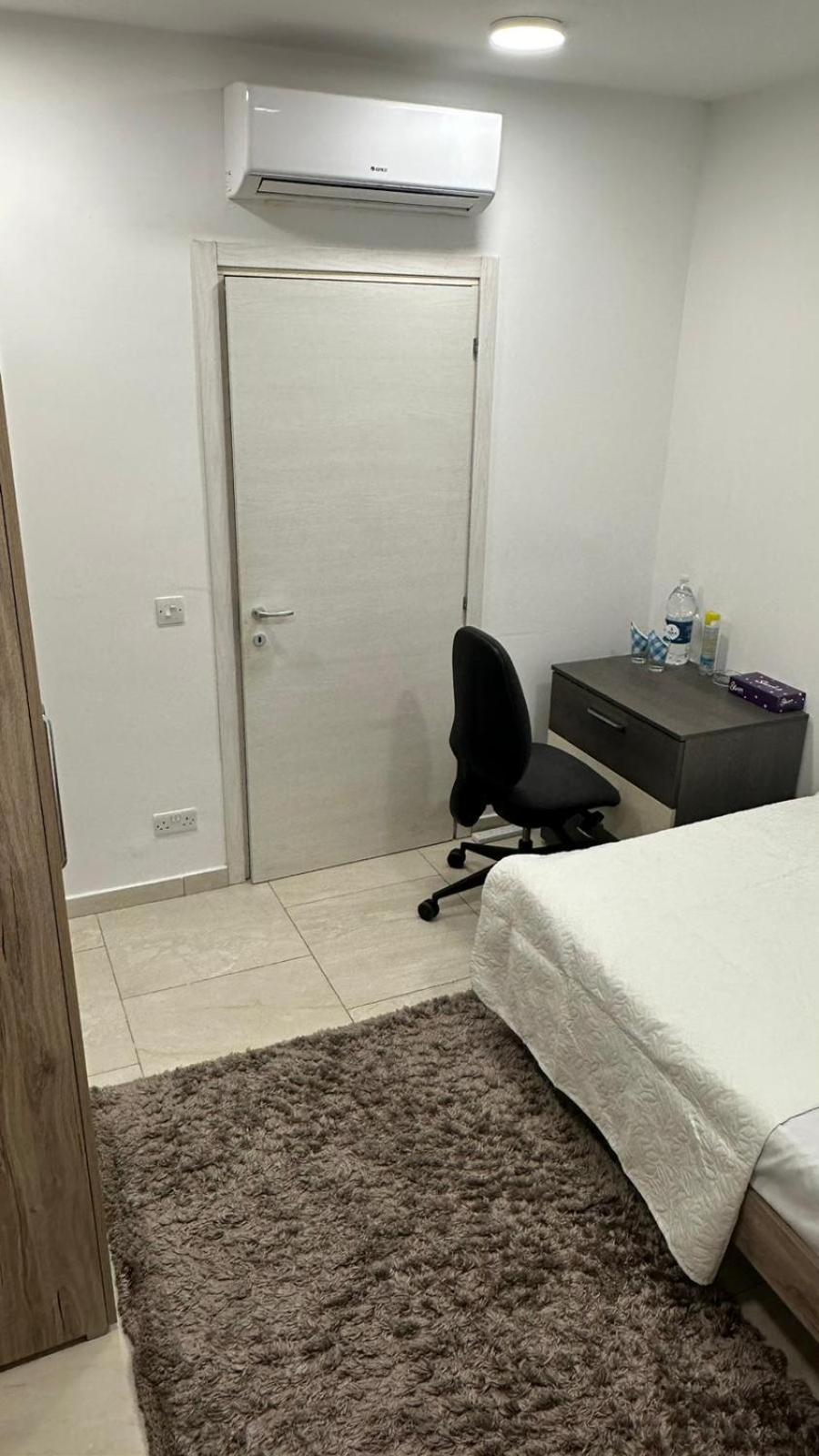 Your Elegant Home Away From Home Shared Apartment Only With Host Żebbuġ Extérieur photo