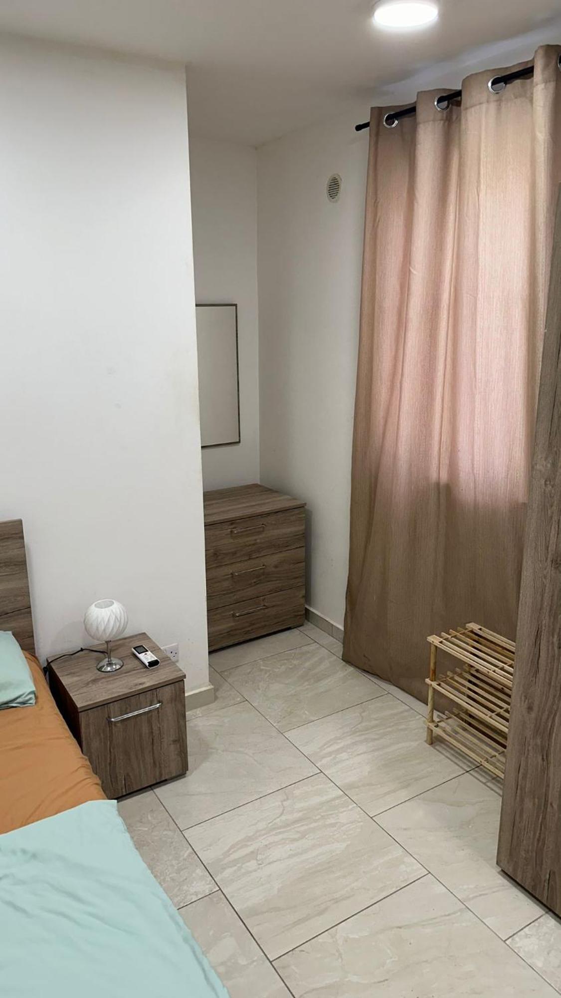 Your Elegant Home Away From Home Shared Apartment Only With Host Żebbuġ Extérieur photo